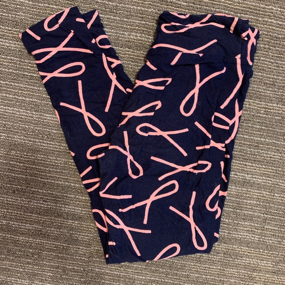 Lularoe Breast Cancer Awareness Pink Ribbon Leggings - Picture 1 of 1